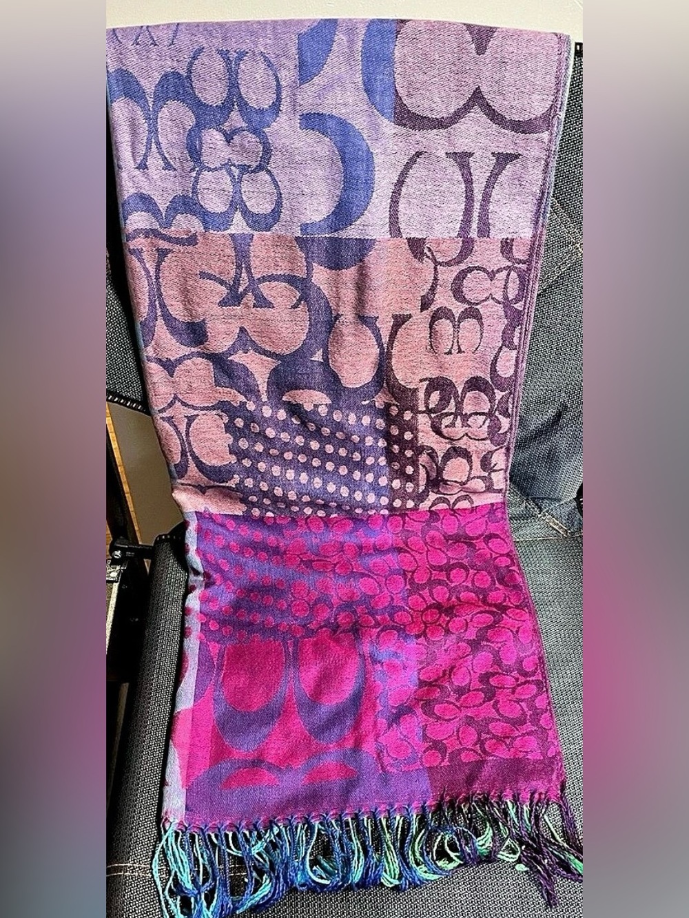 Coach patchwork signature C Scarf